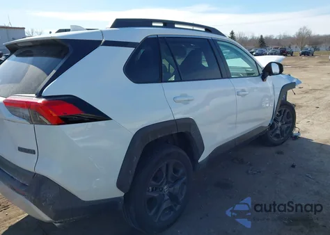 2024 Toyota Rav4 Adventure z USA, uszkodzony, nr VIN 2T3J1RFV3RW491410